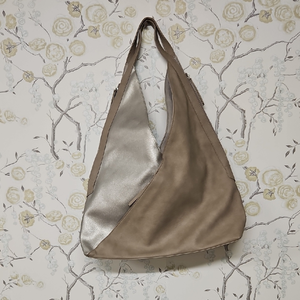 STELLA & DOT  Silver and Tan Women's Shoulder Bag.  Great To Carry On Rainy Days